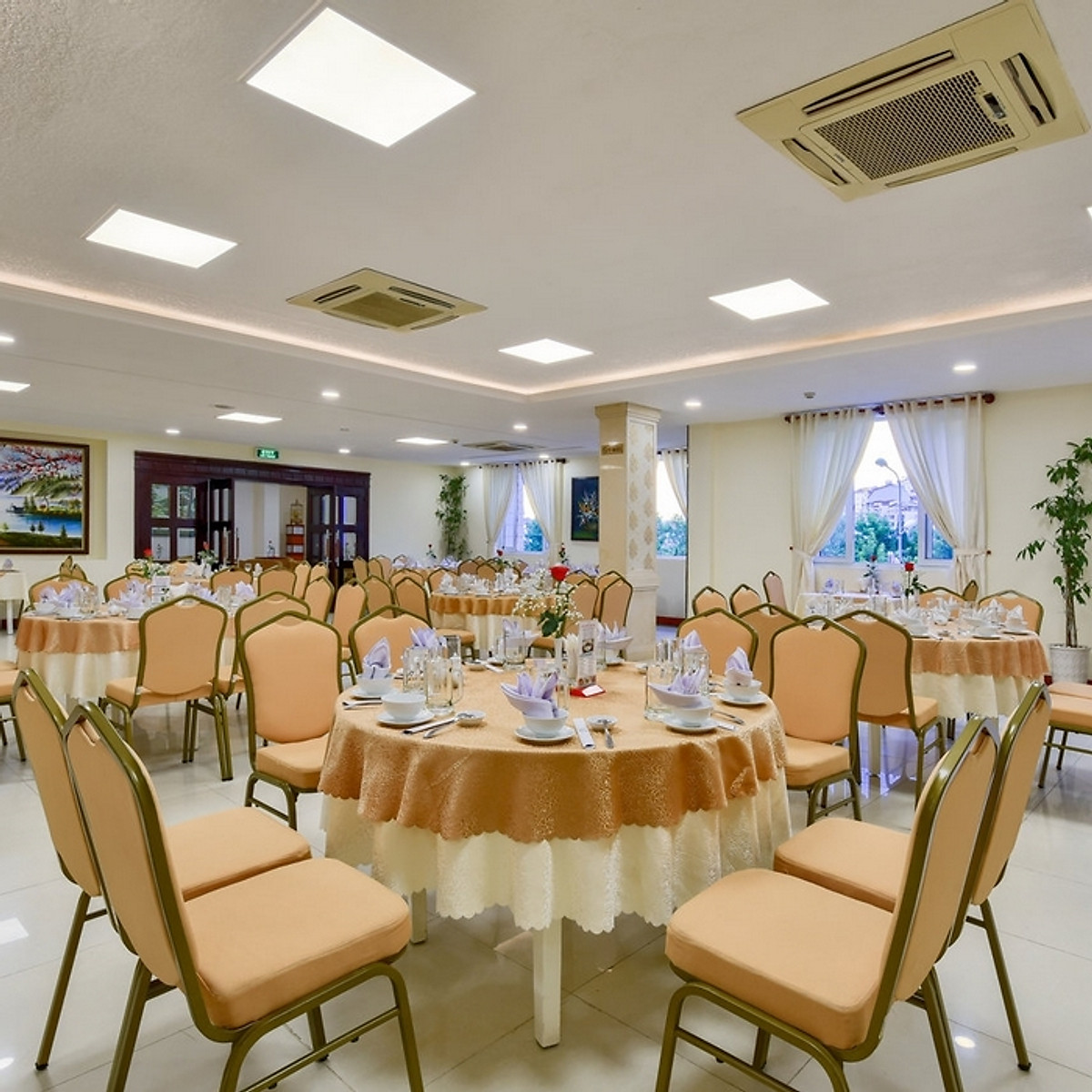 Hình ảnh Park Hotel 3* Đà Lạt - Ngay Trung Tâm, Bữa Sáng, Gần Hồ Xuân Hương Và Chợ Đêm, Kiến Trúc Châu Âu Và Nhiều Dịch Vụ Hấp Dẫn