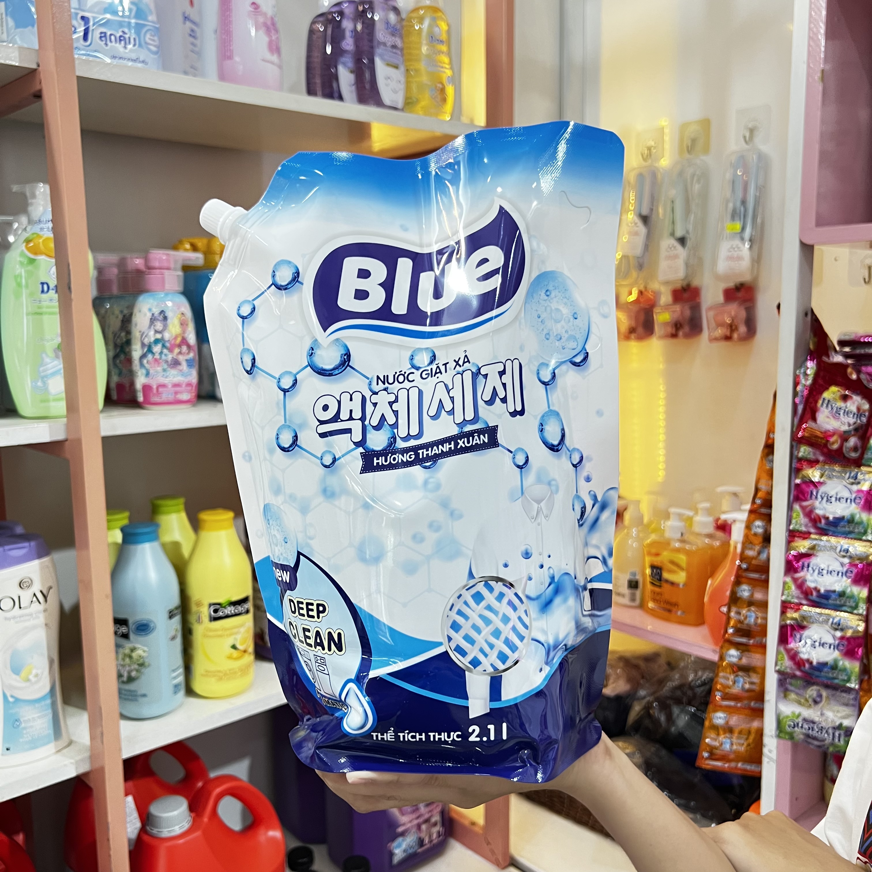 Nước Giặt BLUE Hàn Quốc 2100ml, Hương Nước Hoa, Hương Thảo Mộc