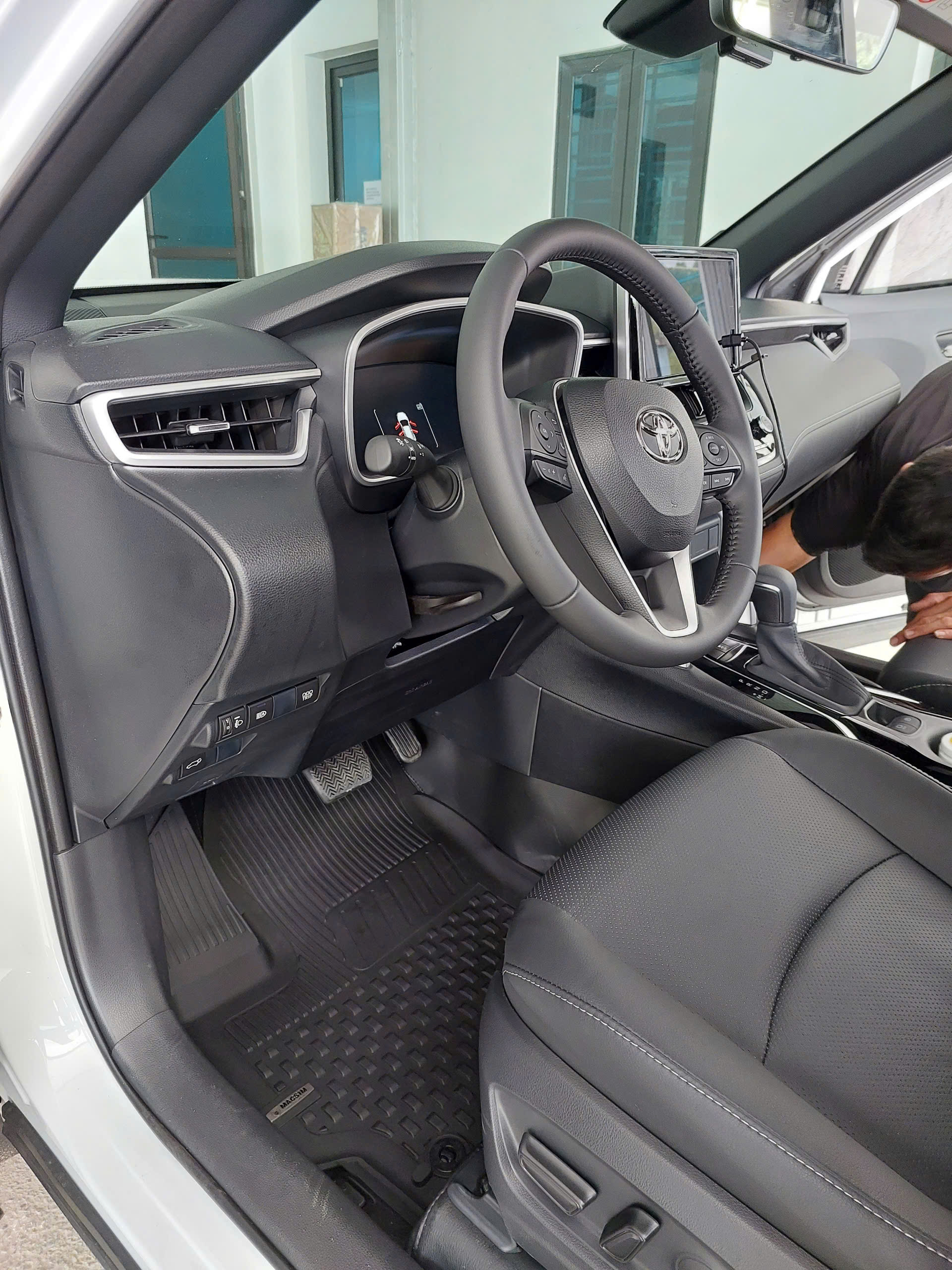 Thảm lót sàn ô tô nhựa TPE Silicon Hyundai Kona 2017+ Black Nhãn hiệu Macsim