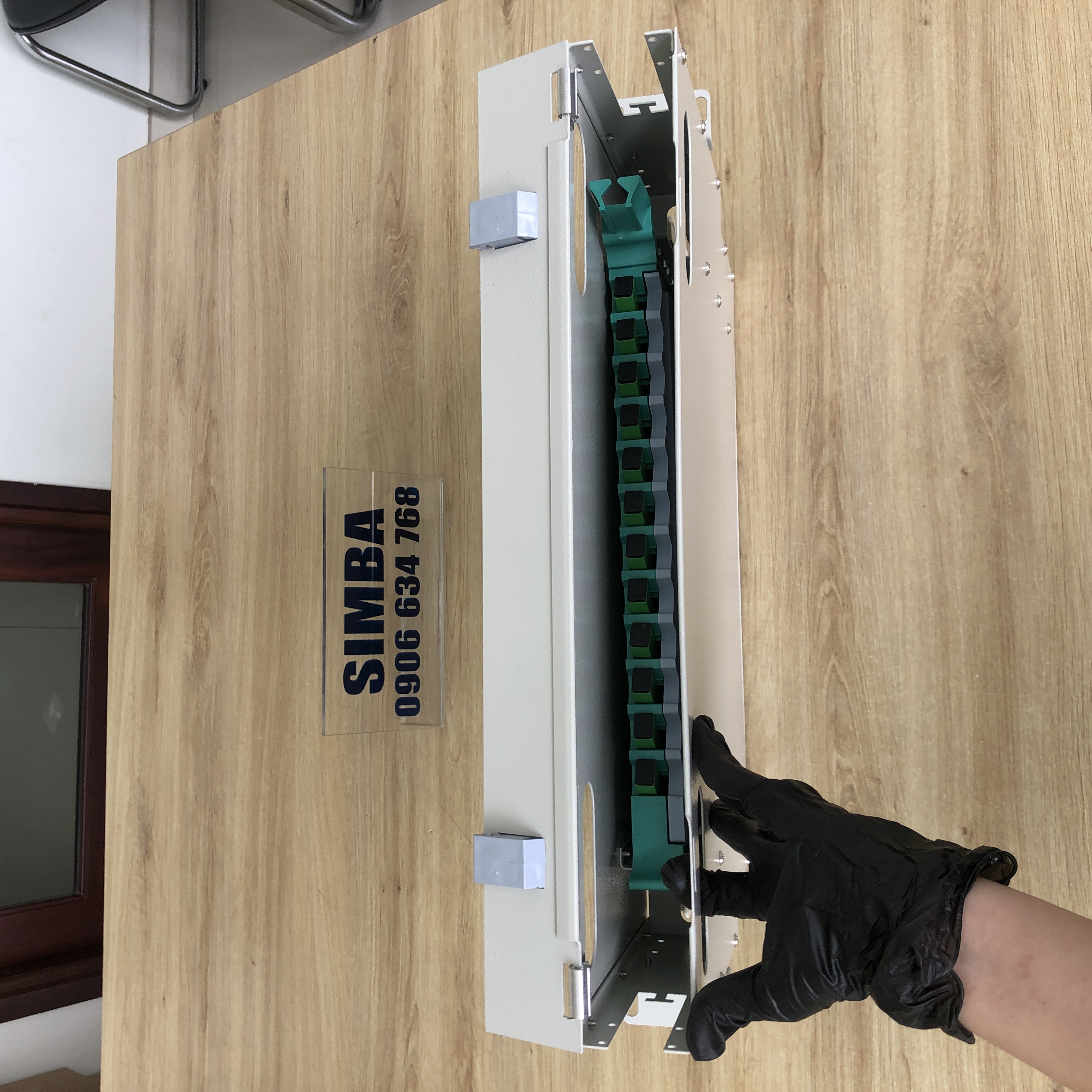 ODF quang 12FO gắn Rack khay trượt SC/APC, đủ phụ kiện, dạng module