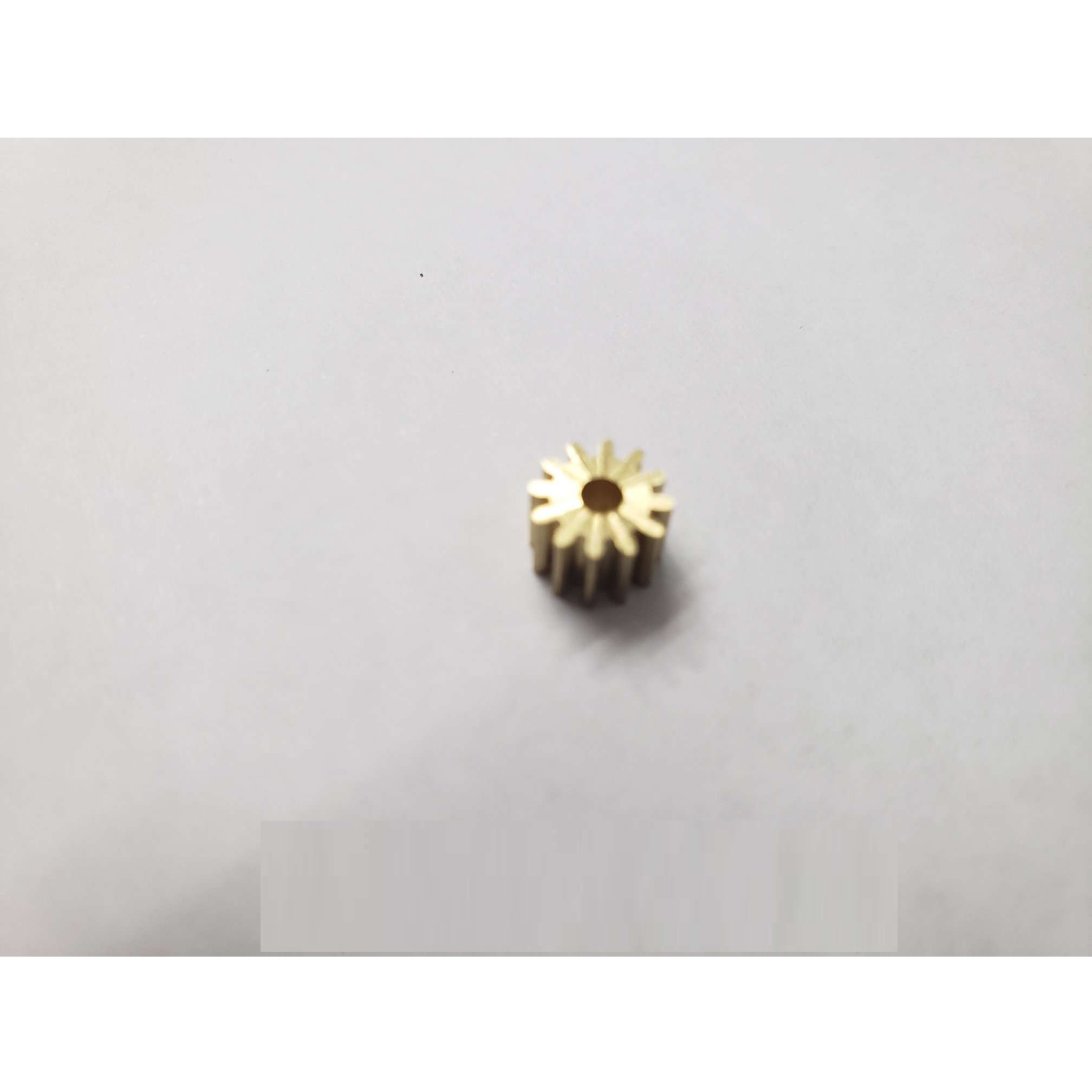 Bánh răng đồng 12 răng lỗ trục 2.3mm dùng để nối trục động cơ
