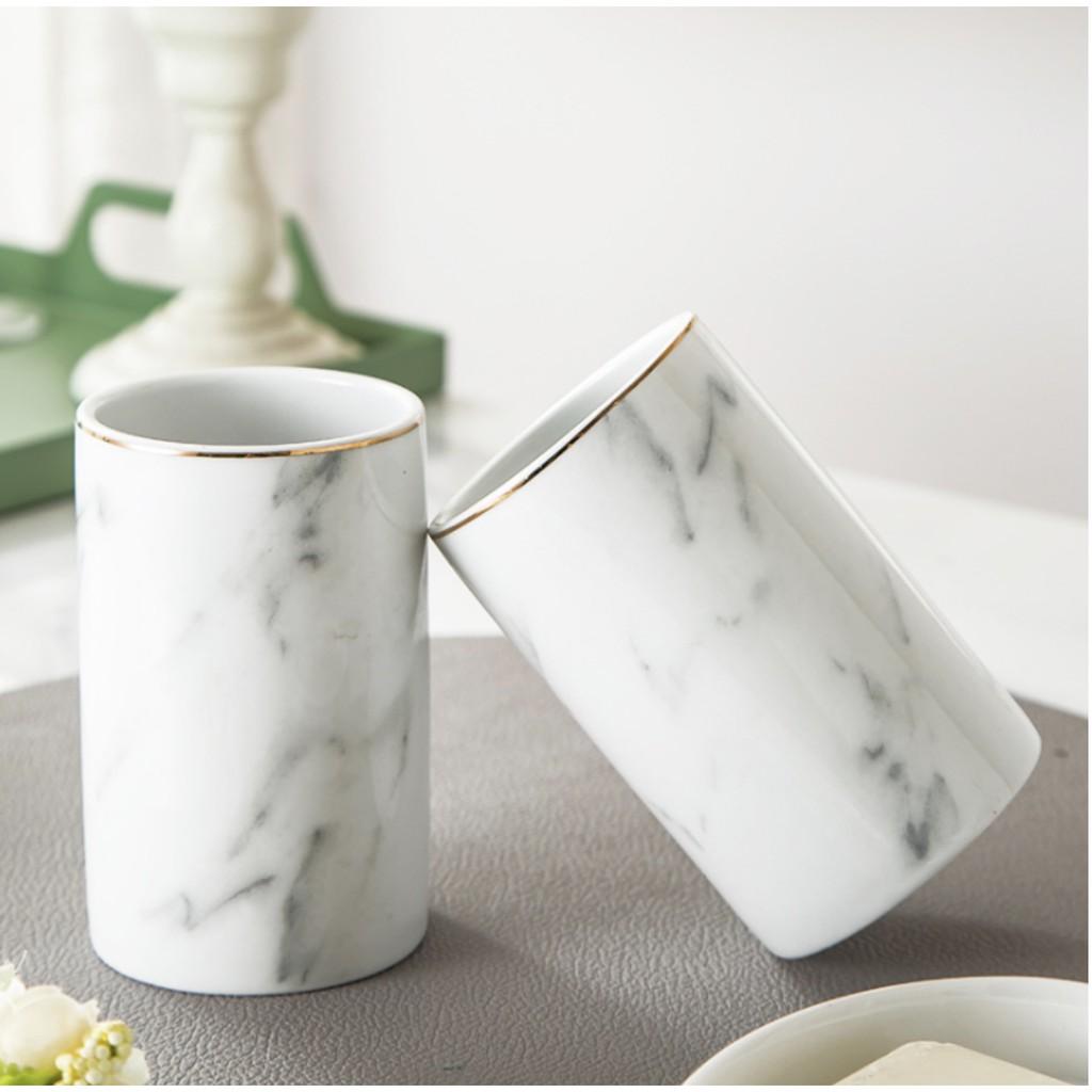 BỘ 4 DỤNG CỤ ĐỰNG GEL SỮA TẮM MARBLE WHITE 4PCS