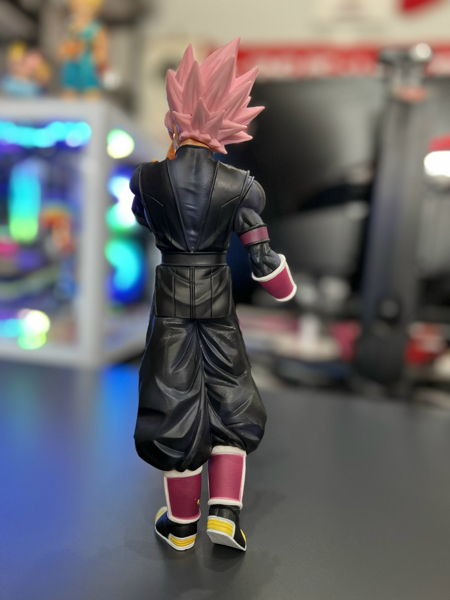 Mô Hình Black Goku Đeo Mặt Nạ (Dragon Ball) - Cao 26cm