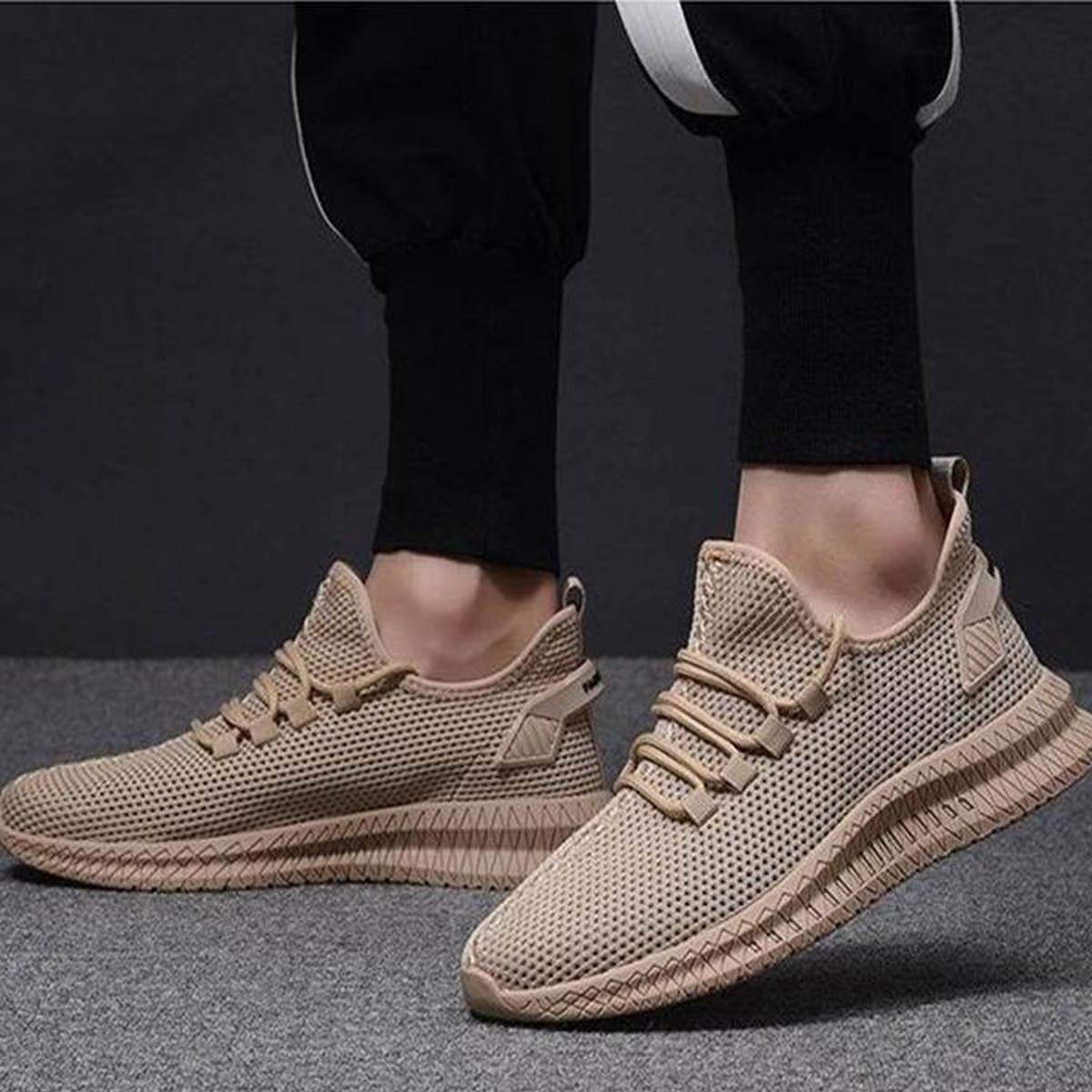 Giày nam, giày sneaker nam khử mùi hôi, đế cao su nguyên khối siêu nhẹ siêu bền - Tặng 1 đôi tất giao màu ngẫu nhiên như trong hình