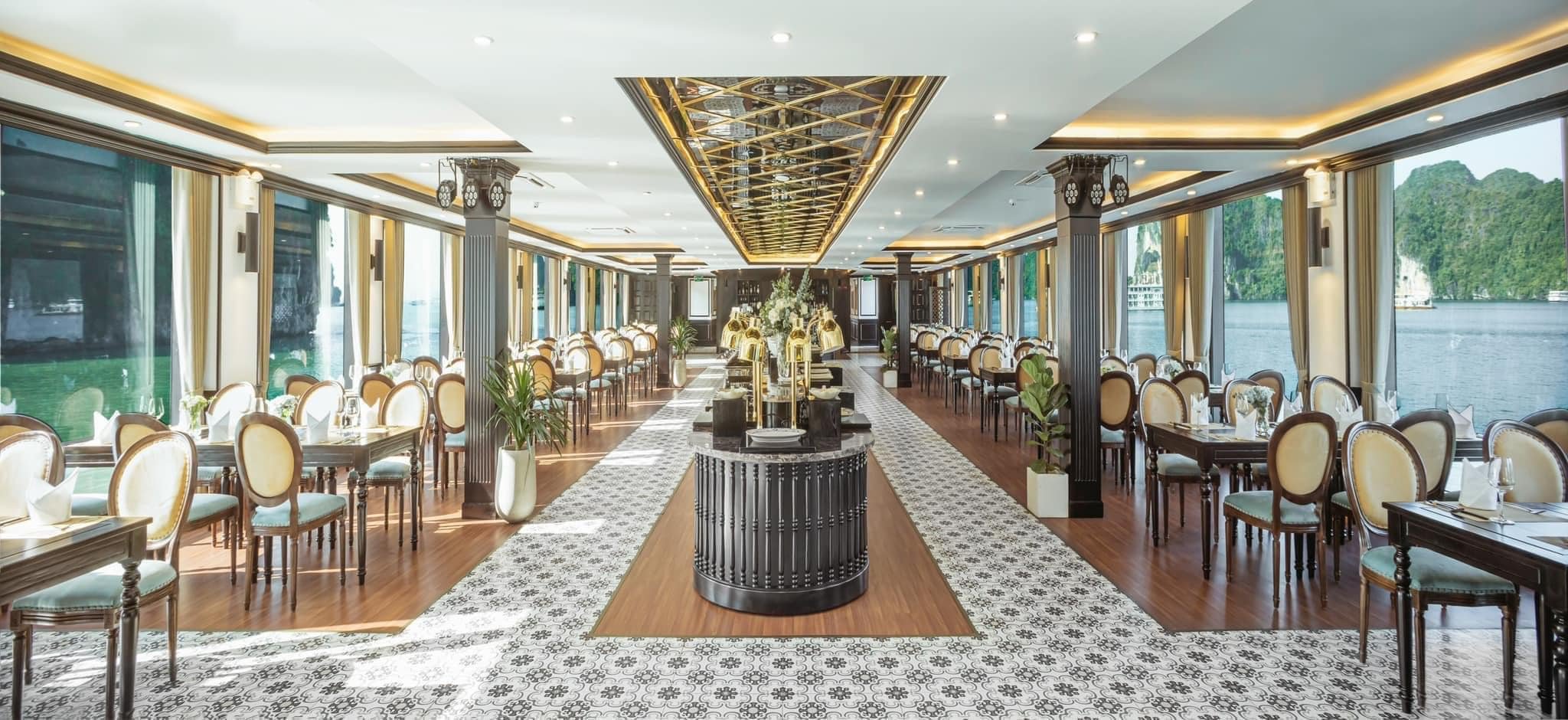 VOUCHER DU THUYỀN SEA OCTOPUS 5* THAM QUAN VỊNH HẠ LONG 8H - ĂN TRƯA BUFFET THƯỢNG HẠNG