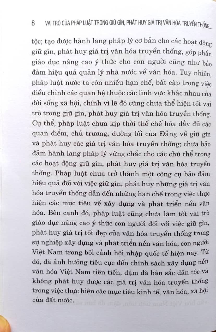 Vai trò của pháp luật trong giữ gìn, phát huy giá trị văn hóa truyền thống ở Việt Nam hiện nay