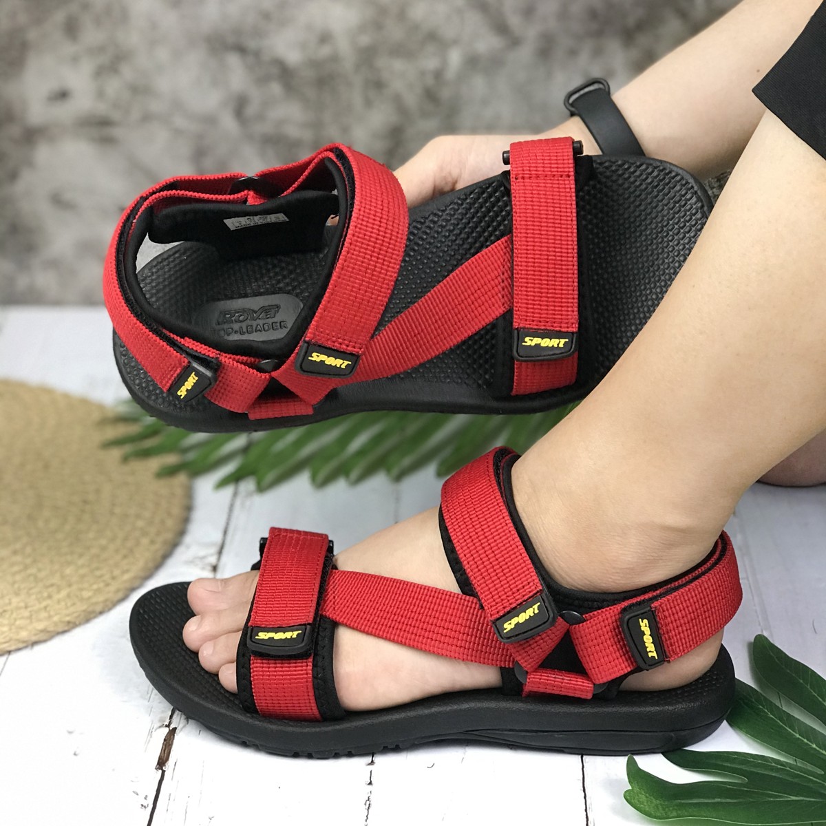 Sandal nữ học sinh quai dù hiệu Rova RV872