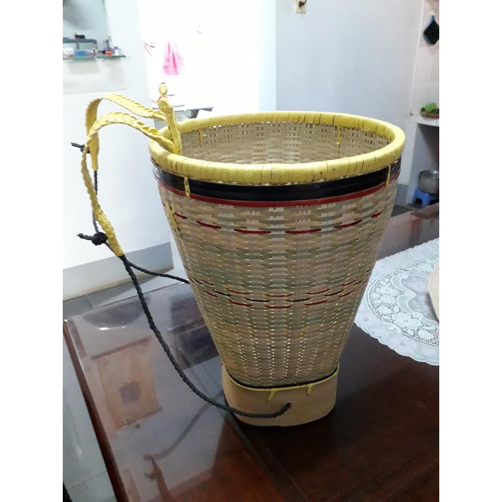 CHIẾC GÙI CỦA NGƯỜI ĐỒNG BÀO TÂY NGUYÊN