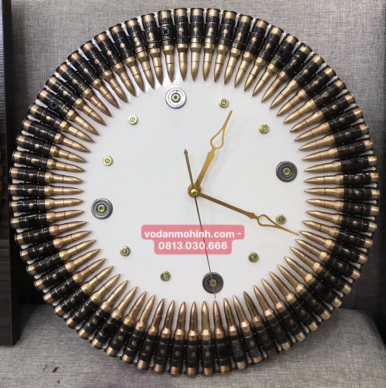 Đồng hồ treo tường trưng bày từ dan K44 deco, xem giờ độc lạ mẫu trắng tròn