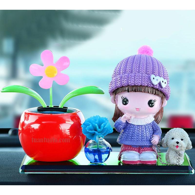Bộ tượng búp bê, cún cưng, chậu cây lắc lư và nước hoa ô tô