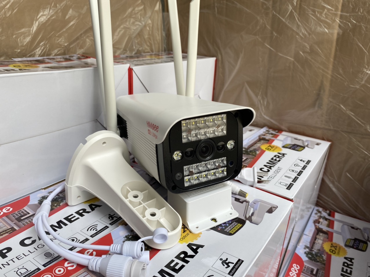CAMERA WIFI YOOSEE NGOÀI TRỜI THÂN XOAY 20 LED VUÔNG SIÊU SÁNG - HÀNG NHẬP KHẨU