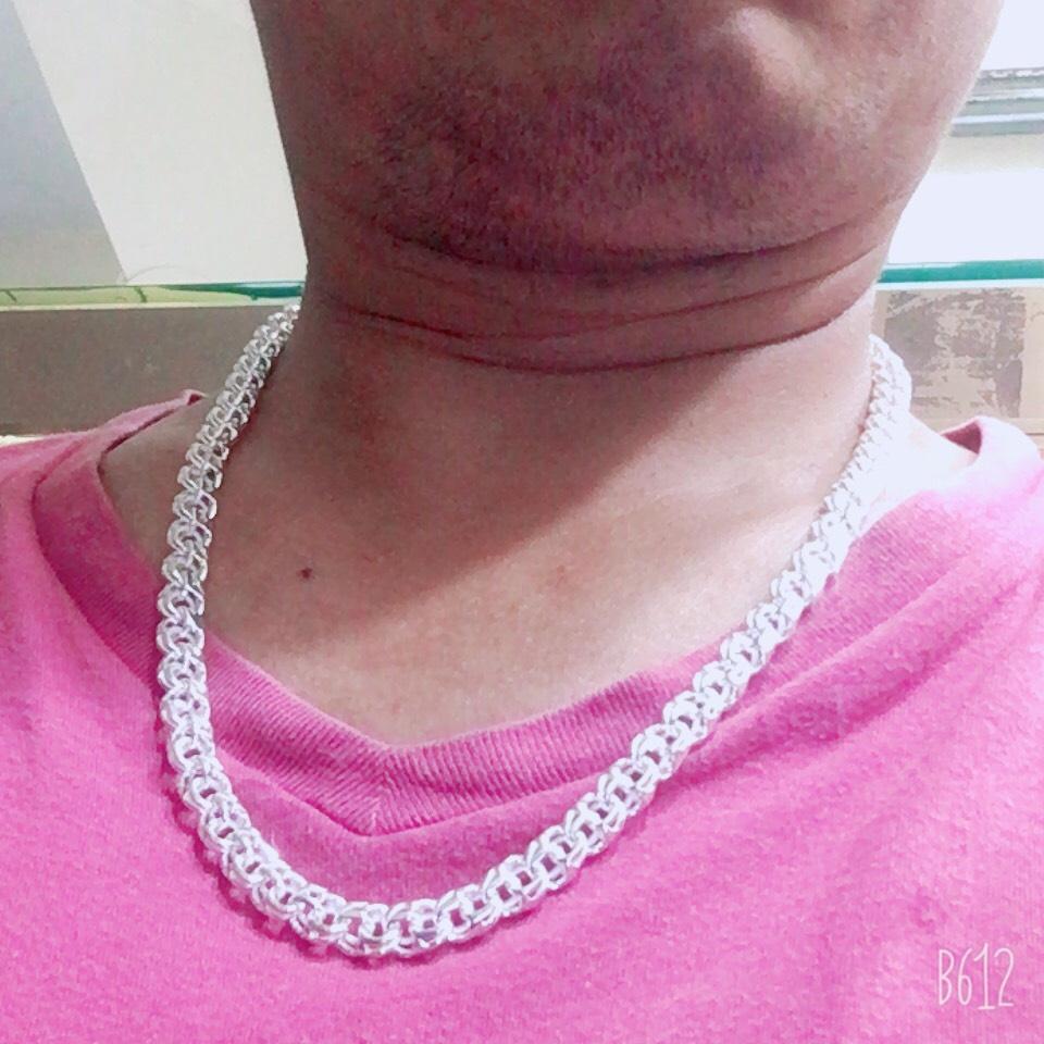 Vòng đeo cổ nam Bạc Quang Thản thiết kế kiểu dây tròn độ dài 50cm, trọng lượng có nhiều lựa chọn chất liệu bạc ta.