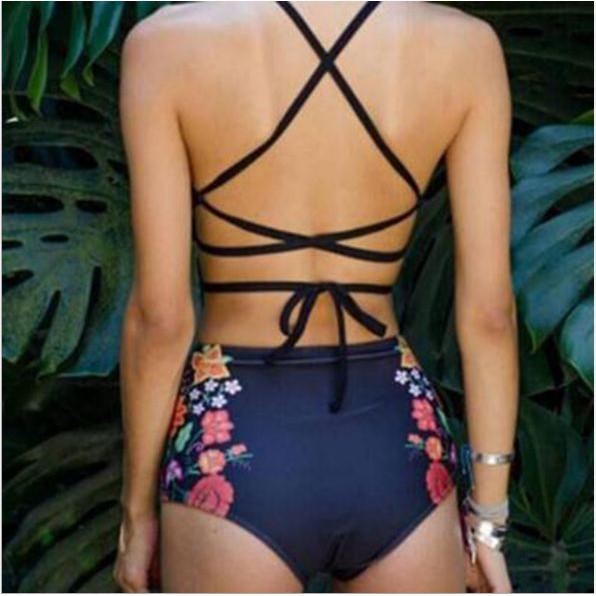 Bikini hai mảnh cho nữ xuất Châu Âu