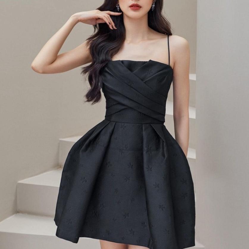 QUẢNG CHÂU Đầm đen hai dây đi tiệc dáng xòe sang trọng - VMART thời trang thiết kế CAO CẤP