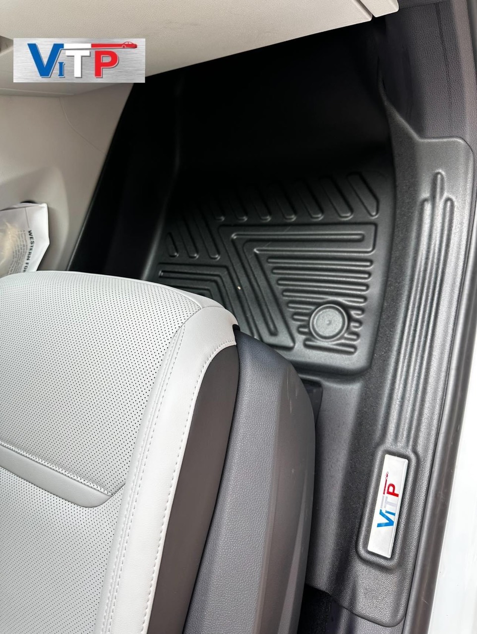 Thảm Sàn ViTP Ford Territory Nhựa Đúc Khuôn Cao Cấp