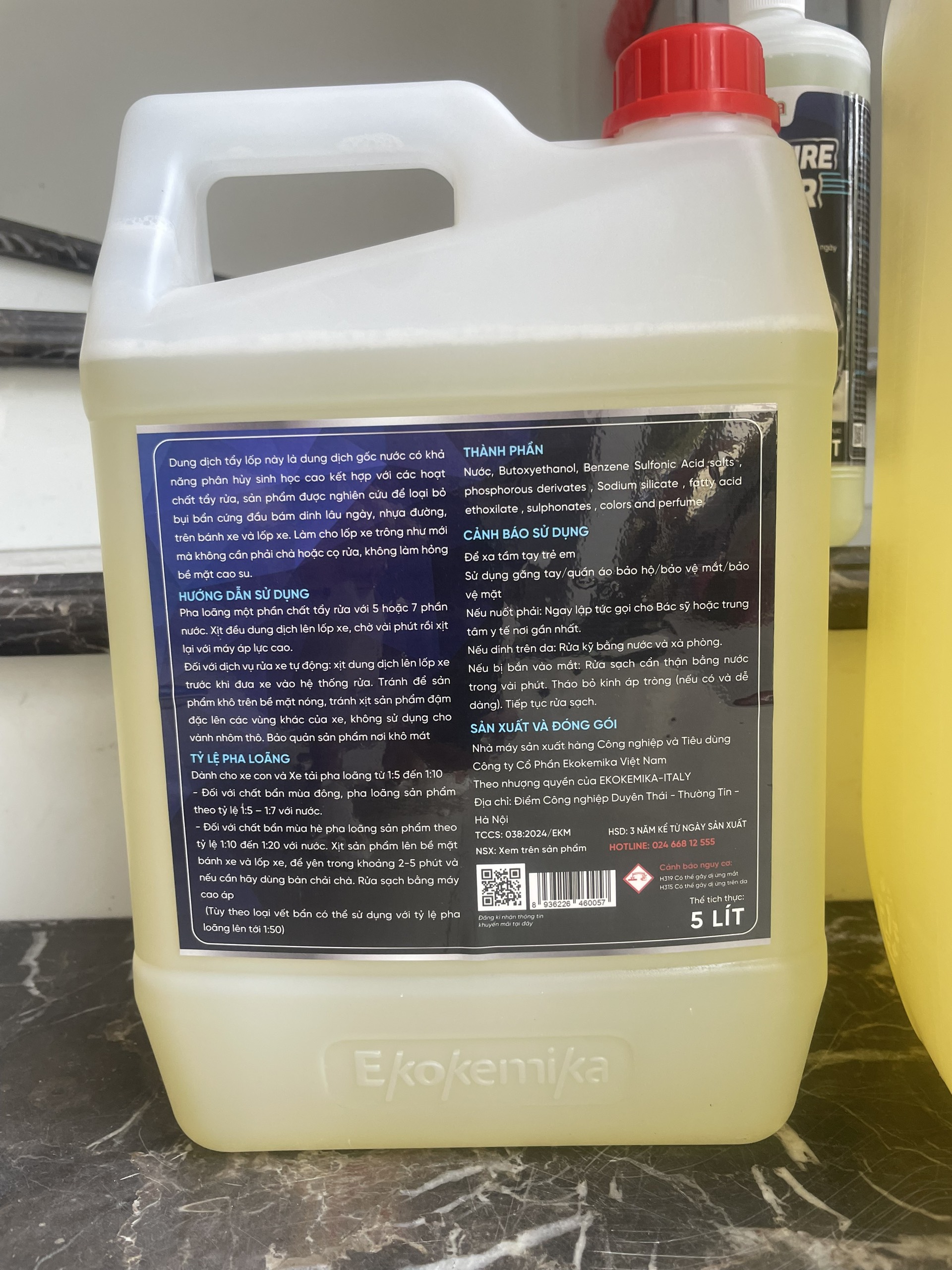 DUNG DỊCH TẨY LỐP XE EKOKEMIKA WHEEL&amp;TIRE CLEANER -5L