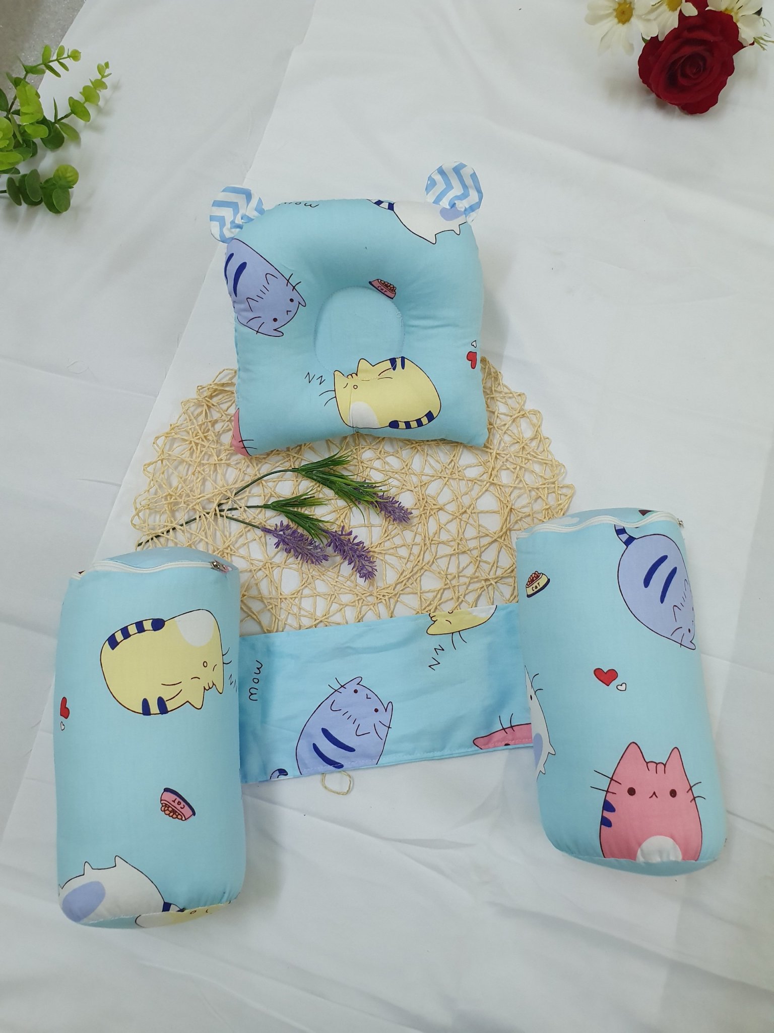 Bộ Gối Lõm, Gối Chặn chống bẹp đầu, méo đầu, móp đầu, con ngủ ngon giấc cho em bé và trẻ sơ sinh