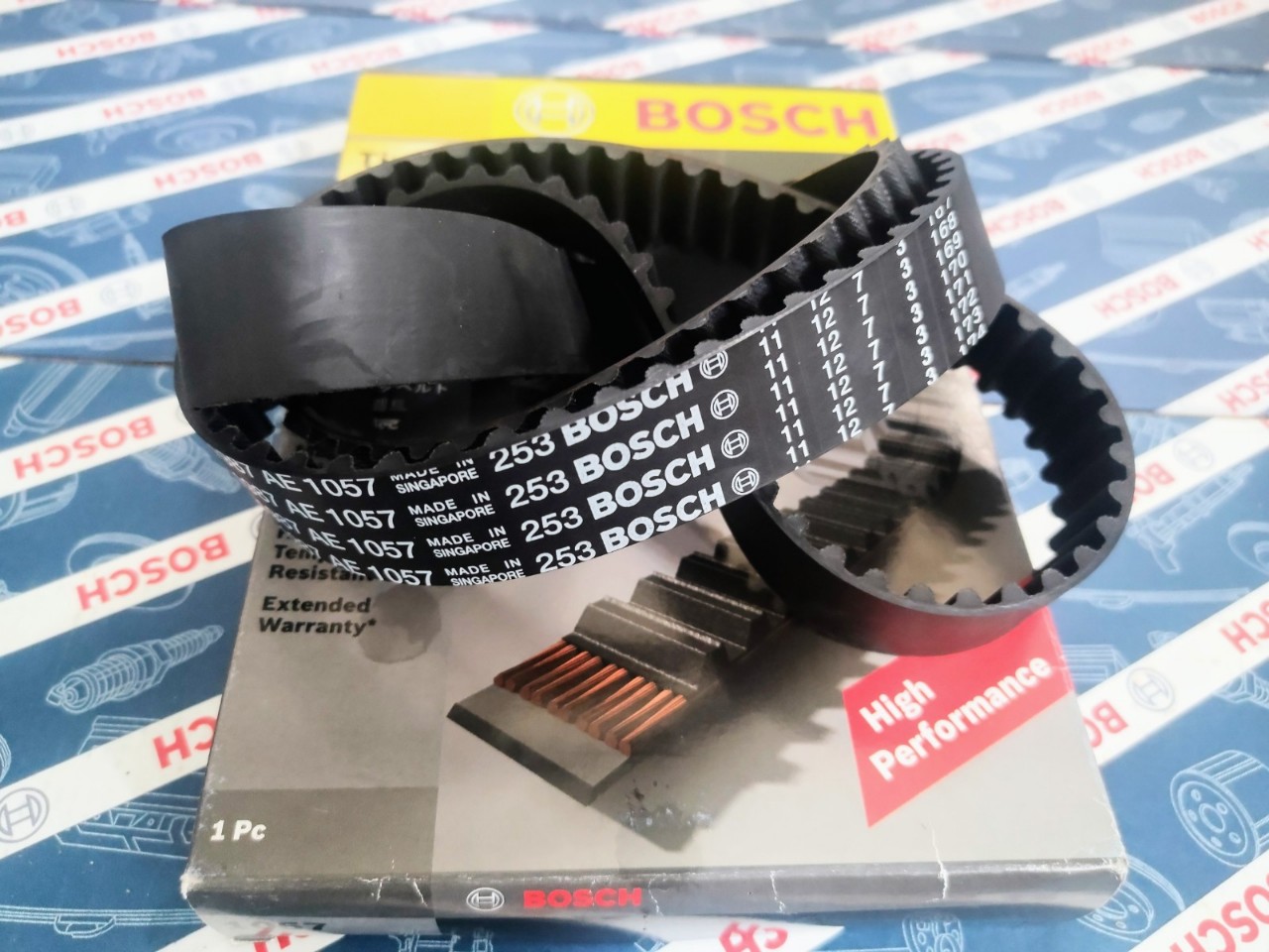 Dây Curoa Cam Mitsubishi Galant 1.8, Lancer Gala 2.0, Lancer Evolution IX - Bosch 1057