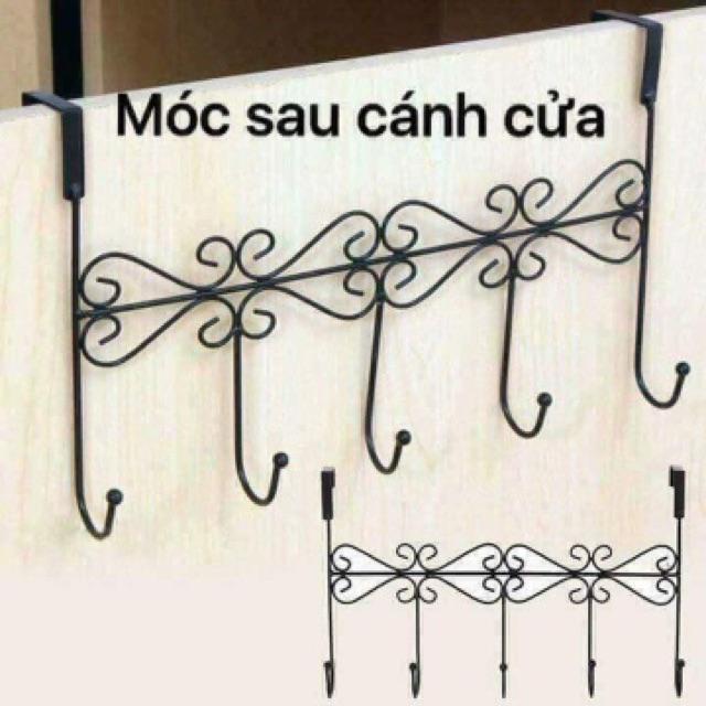 Moc sau canh cua