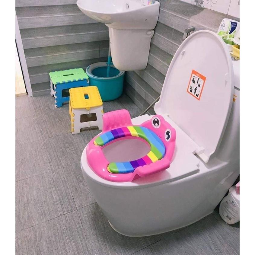 BỆ THU NHỎ BỒN CẦU HÌNH CHÚ ẾCH CÓ TAY VỊN