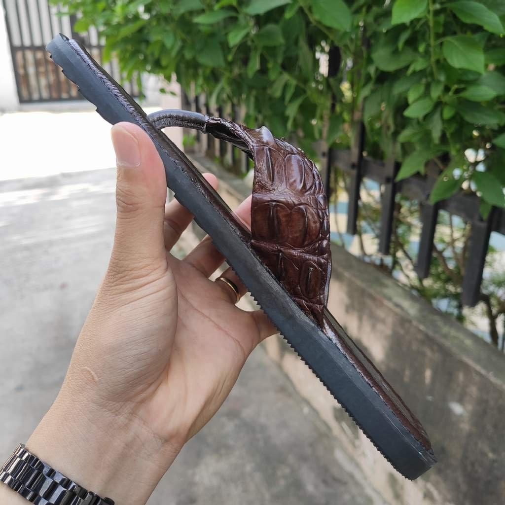 Dép kẹp nam da cá sấu gai lưng siêu đẹp!