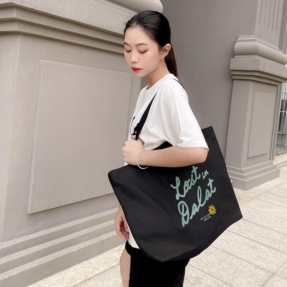 Túi Tote Vải Canvas Cao Cấp - Size lớn, Dây đeo không nhăn, Có khóa kéo, Ngăn phụ bên trong - Lost in Dalat