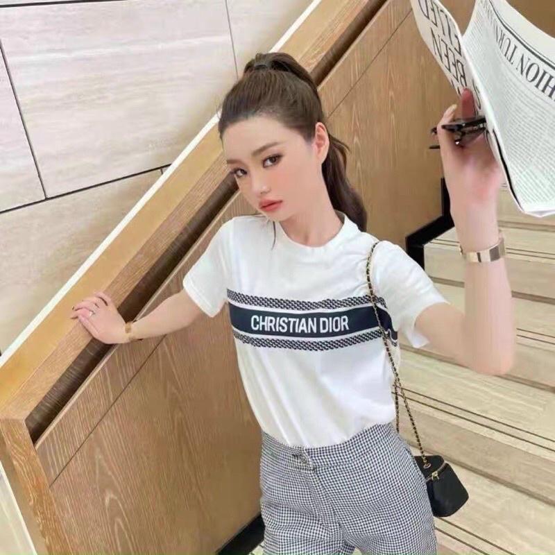 Áo cộc tay nữ cổ tròn chất len dệt kim in chữ hàng QC