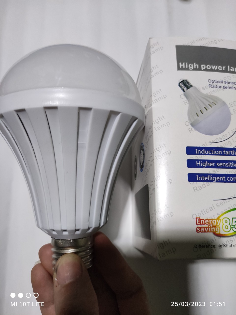 Bóng đèn cảm biến chuyển động rada 12w