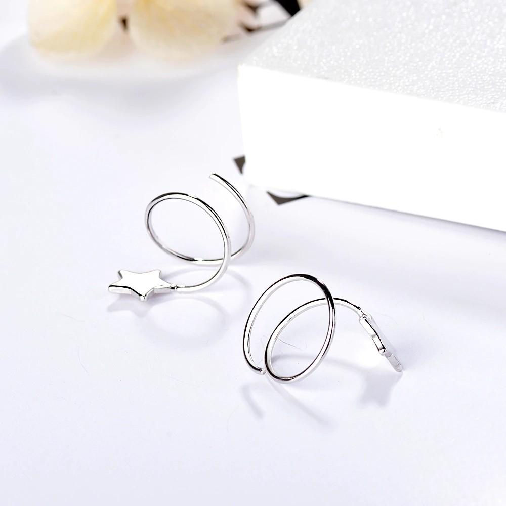 Khuyên tai xoắn ốc gắn ngôi sao bạc