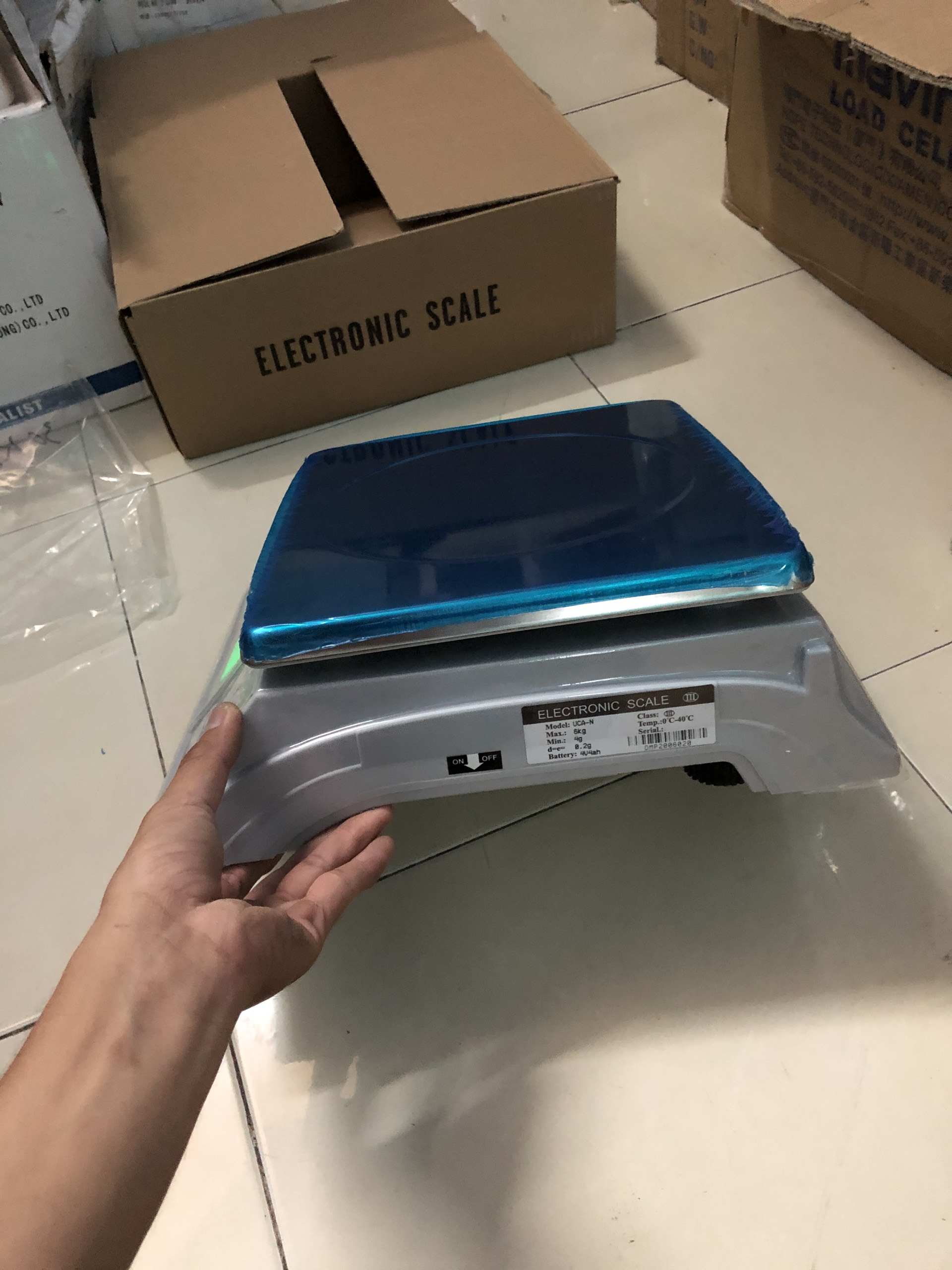 Cân Điện Tử UCA-N 15 KG