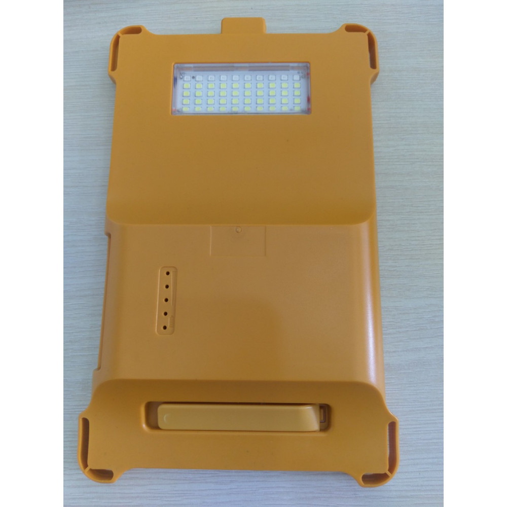 ĐÈN ĐA NĂNG NĂNG LƯỢNG MẶT TRỜI