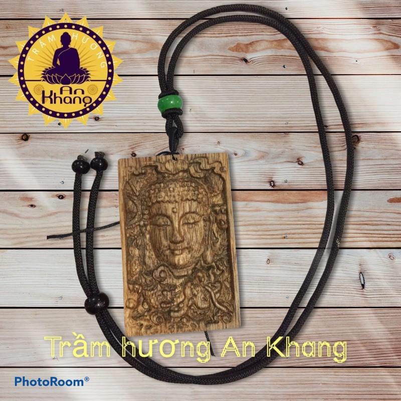 Mặt tượng trầm hương tốc tự nhiên