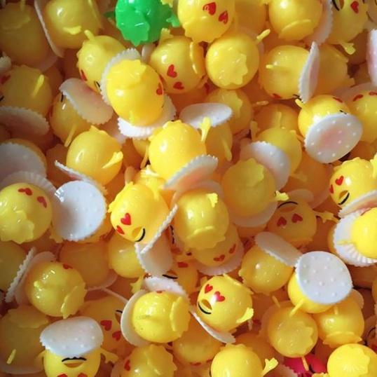 (4 MÀU) Bí ngô biến thái Hút Nhả Slime Anh nôn ọe đồ chơi Gudetama cực thú vị