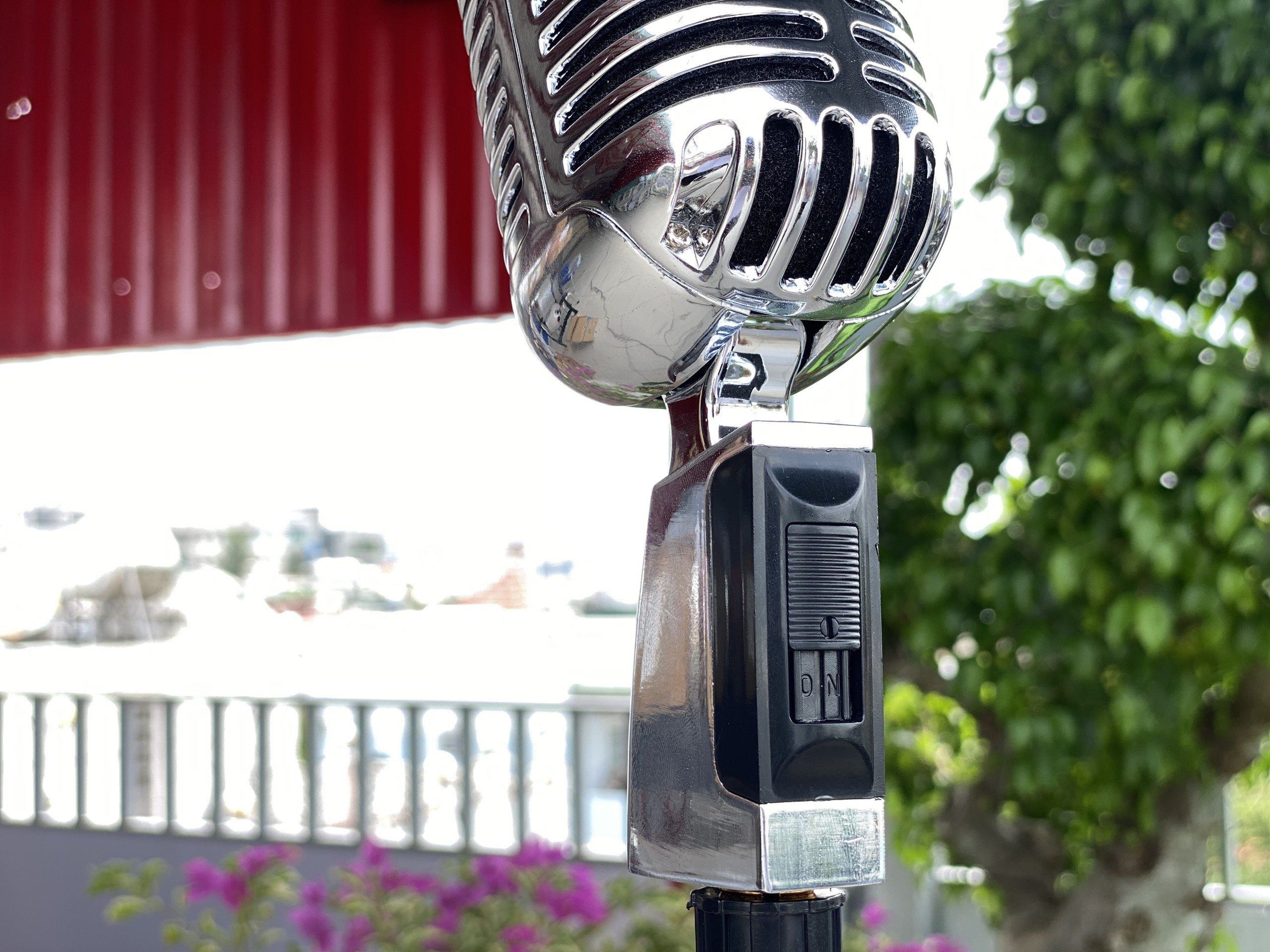 Combo Karaoke Cổ Điển MTMax B1 & Chân Đứng Phòng Thu 2m - Bộ Combo Livestream, Hát Sân Khấu Cực Đỉnh Bảo Hành 12 Tháng Tặng Kèm Bộ Cáp Micro Dài 5M hàng chính hãng
