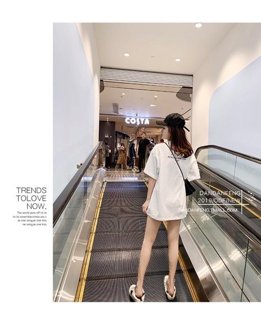 Áo thun tay lỡ form rộng