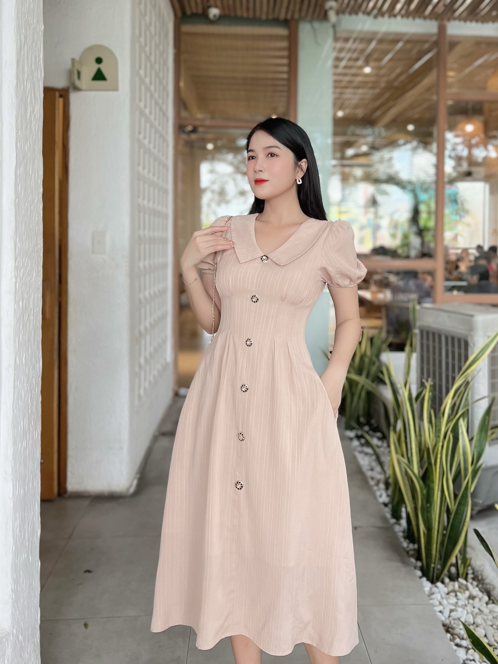 ĐẦM XÒE CỔ SEN CAO CẤP PHỐI NÚT