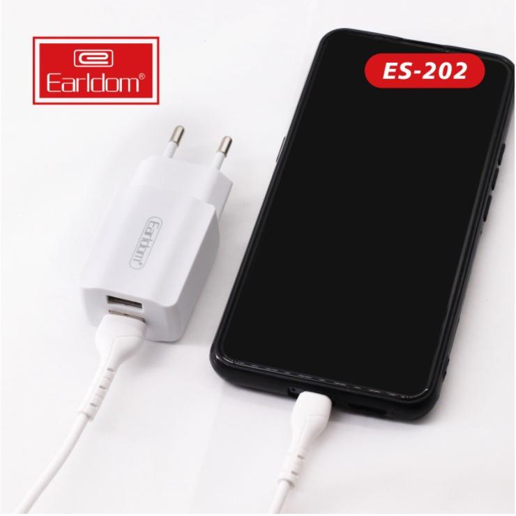 Củ sạc 2 cổng USB Earldom ES-202 thiết kế chắc chắn với  công suất 12W - Hàng Chính Hãng