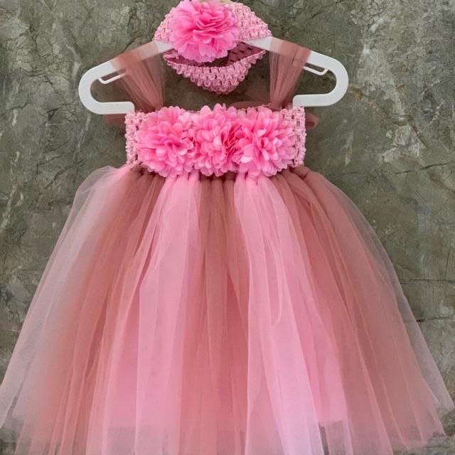 Váy tutu hồng pha