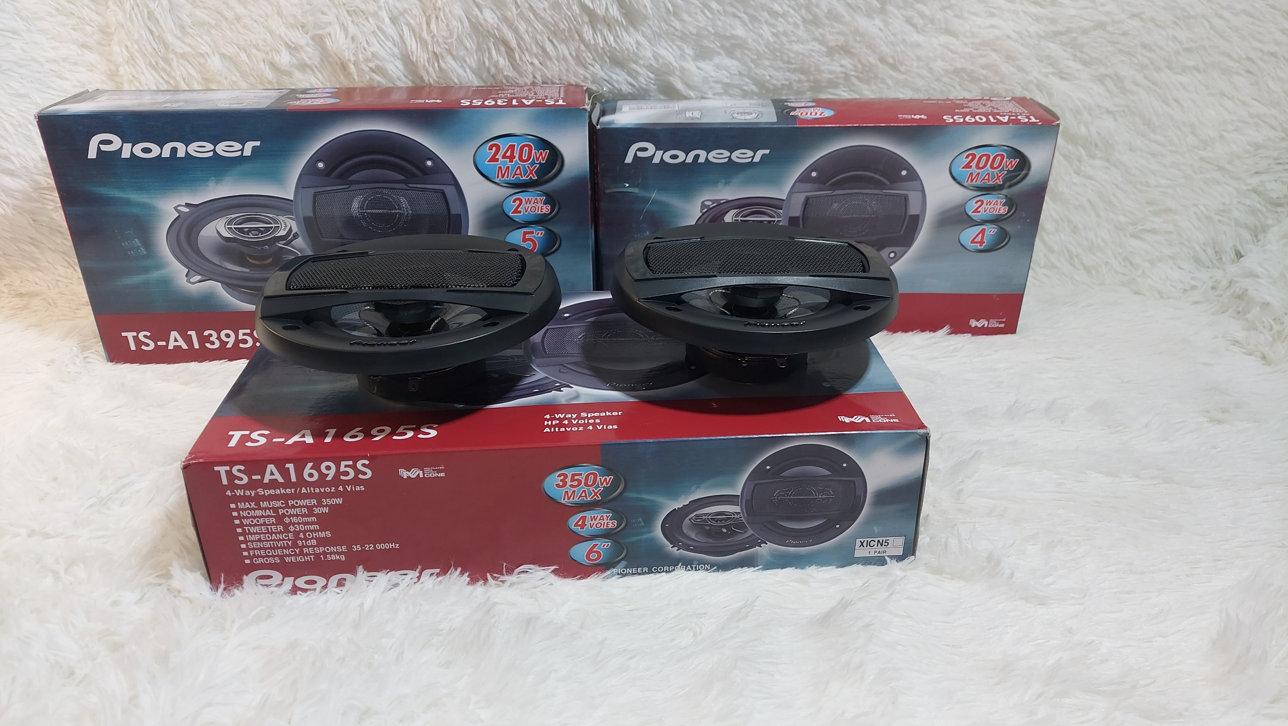 Loa ô tô - Loa lắp cánh cửa ô tô cao cấp hai đường tiếng Pioneer đủ size inch.
