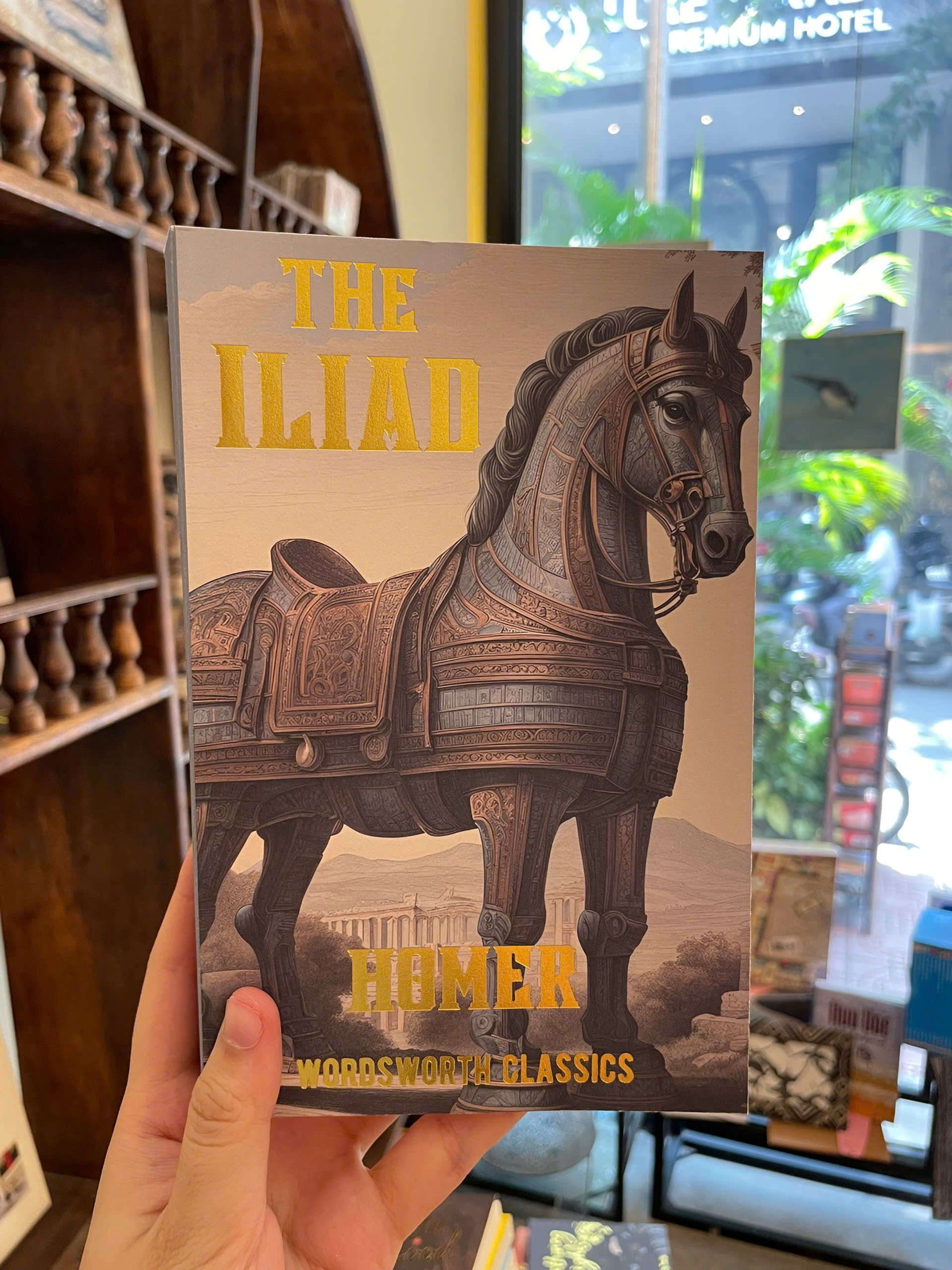 Sách - The Iliad by Homer - Classics/Poetry/Fiction book in English - Sách Ngoại Văn nhập khẩu