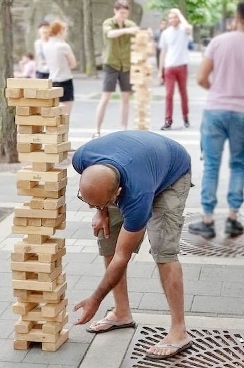 ĐỒ CHƠI RÚT GỖ KHỔNG LỒ (JENGA GIANT)