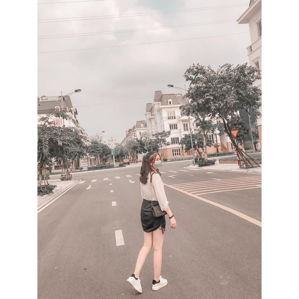 Đầm body nữ hai dây đan chéo ở lưng có kèm mút ngực, rút dây hai bên hông chất umi mềm mịn, co dãn thoải mái khi mặc