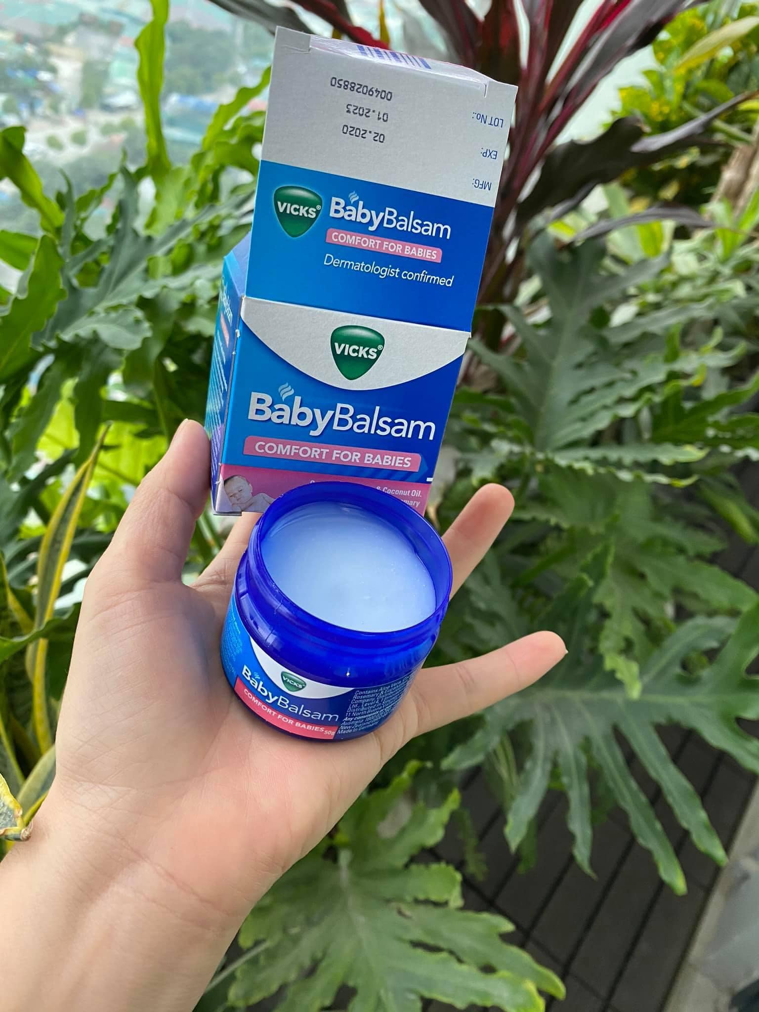 Dầu Bôi Ấm Ngực Vicks Baby Balsam Chống Cảm