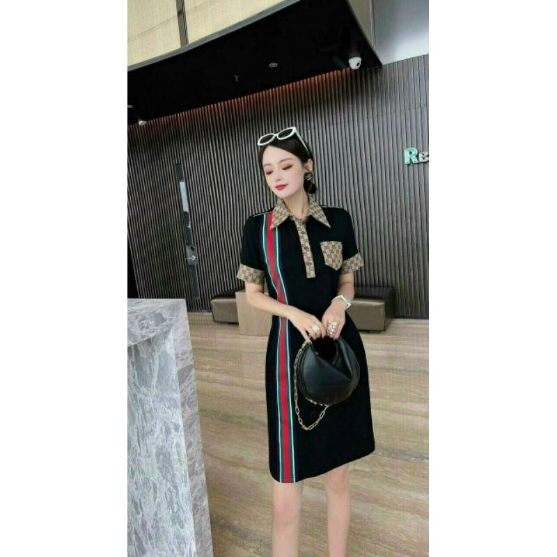 ĐẦM SUÔNG CỔ BẺ PHỐI SỌC