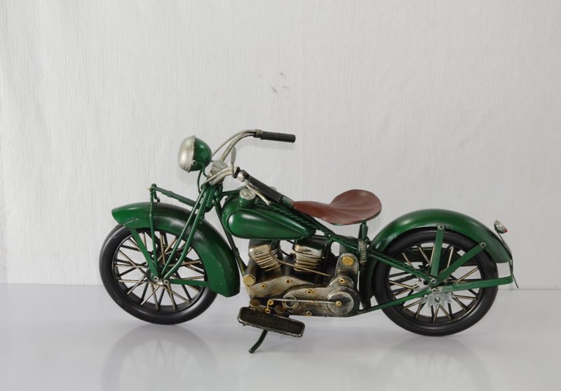 Mô hình xe mô tô, xe máy cổ độc lạ trưng bày/ Vintage metal Motorcycle handmade Decoration (1904E-7857)