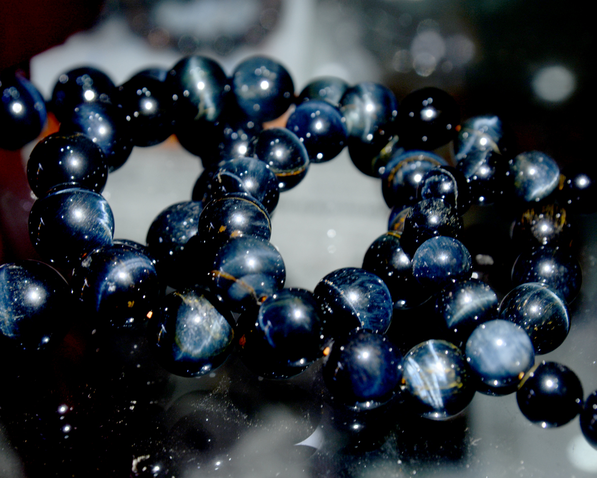 Vòng tay chuỗi đá mắt hổ xanh dương