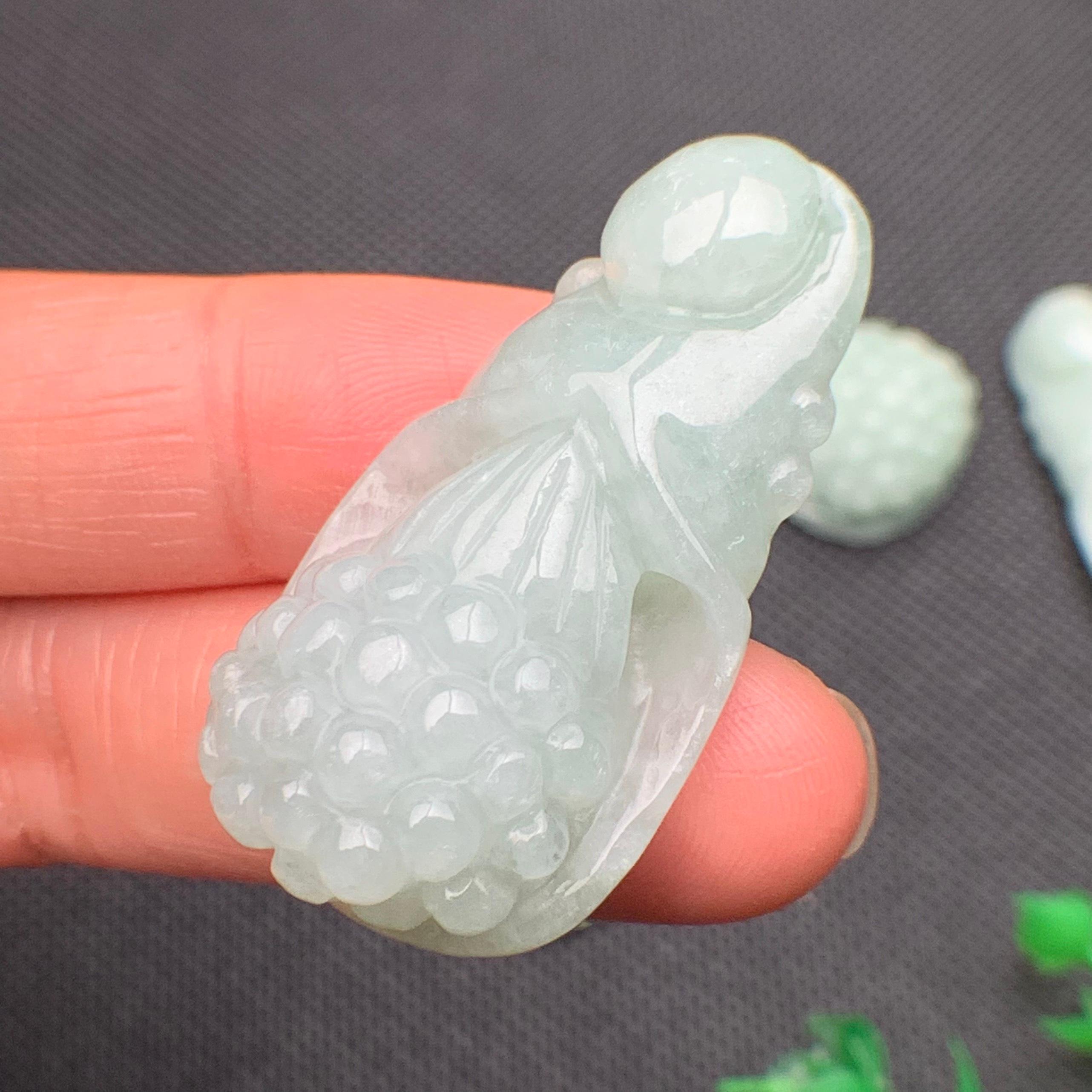 Mặt dây ngọc phỉ thúy tự nhiên Jadeite A