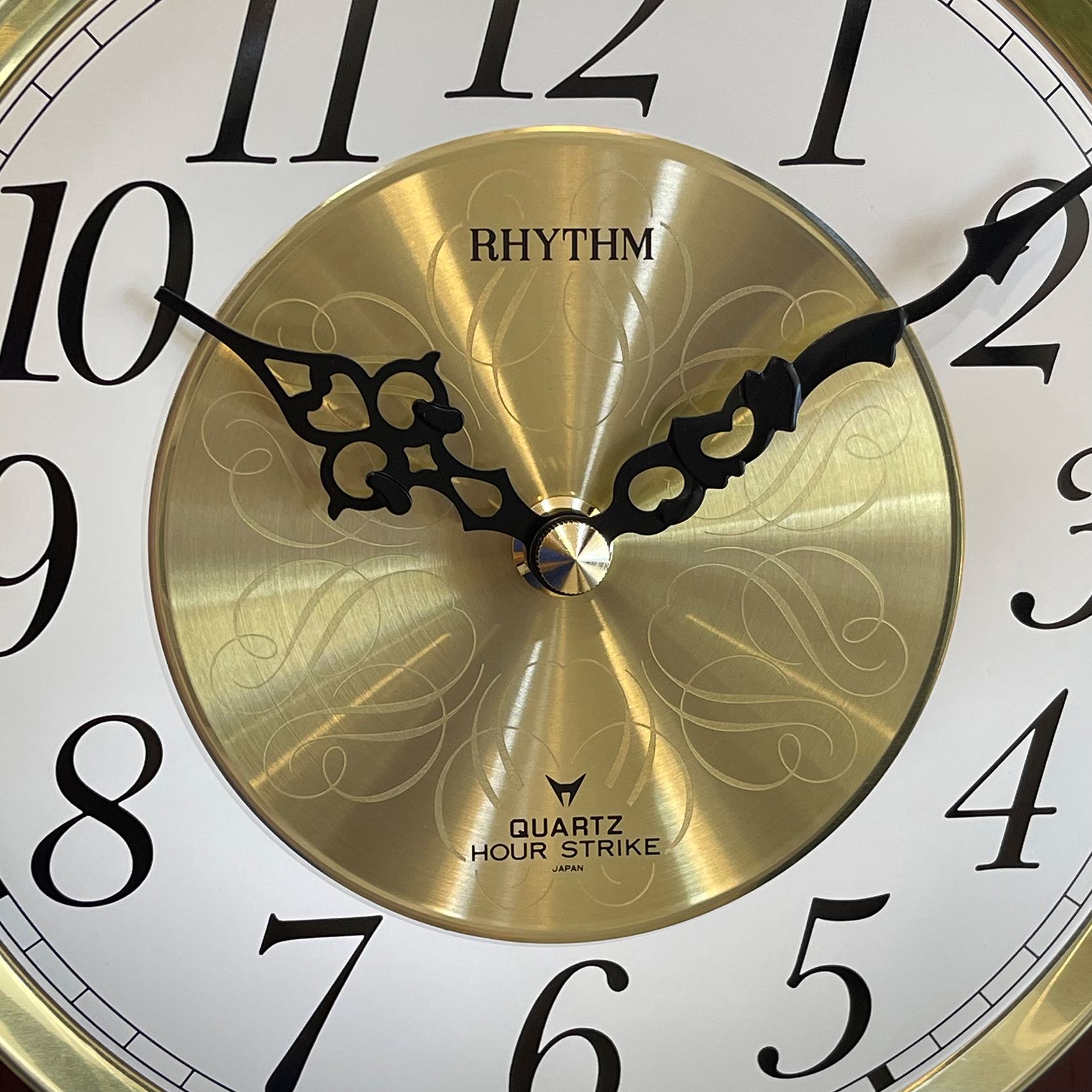 Đồng hồ Rhythm 4MJ742RH06 – KT 29.8 x 99.7 x 14.4cm . Dùng PIN. Made In Japan- Gong.