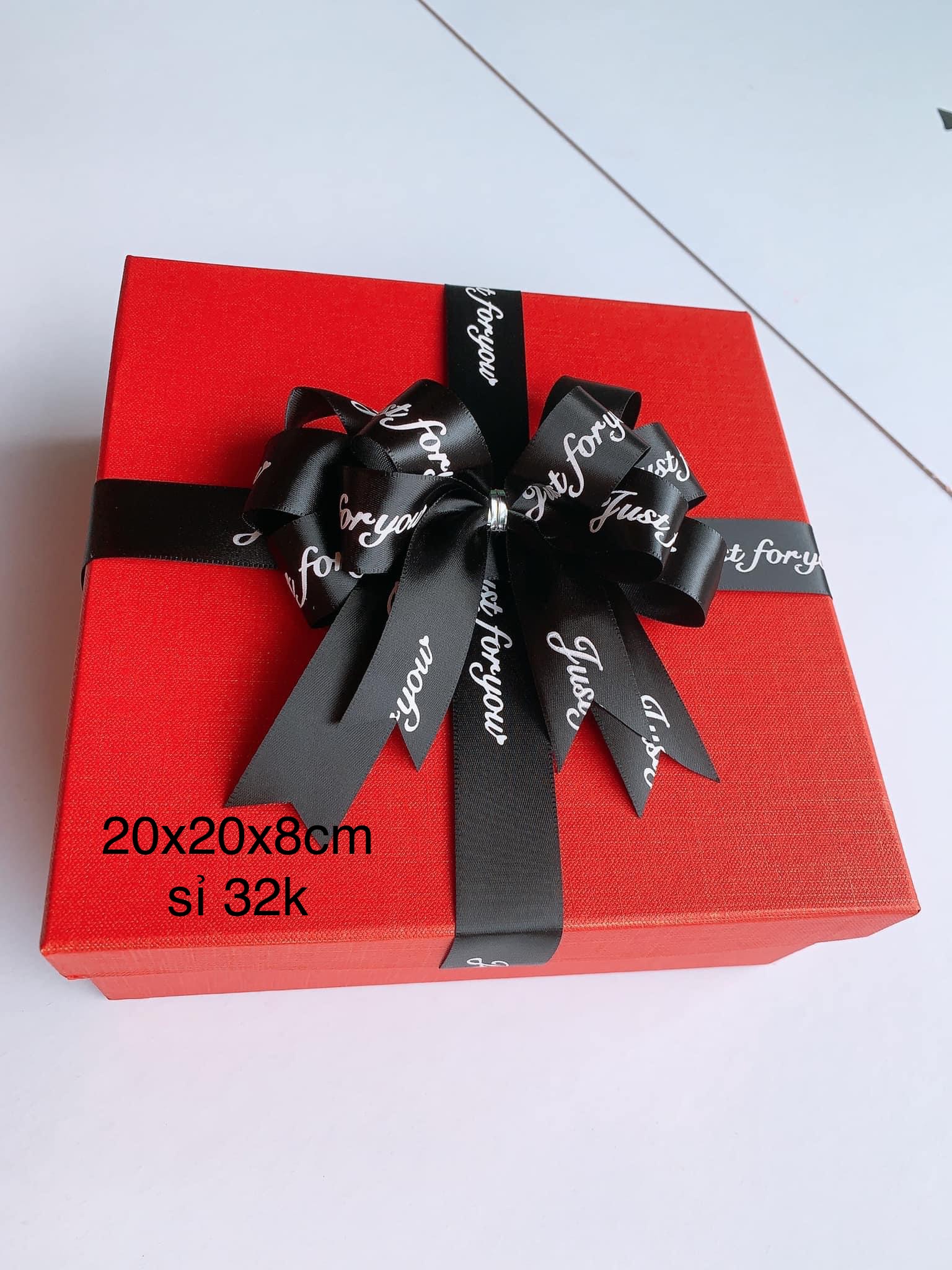 Hộp quà tặng size bự, vuông 20 cao 8cm