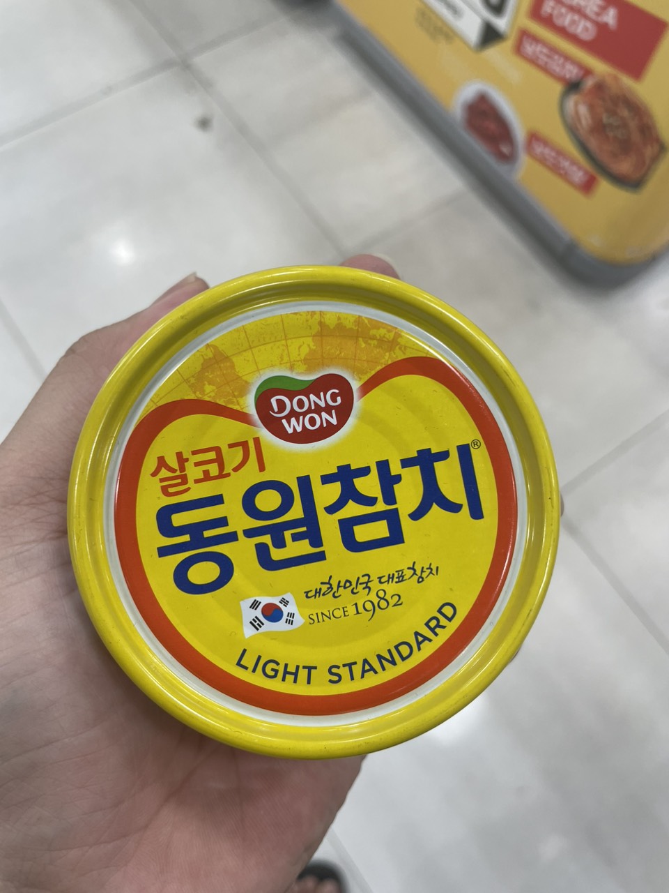 Cá Ngừ Trắng Không Cay Dongwon Hàn Quốc Hộp 150G / 동원) 라이트 스탠다드 참치 150G